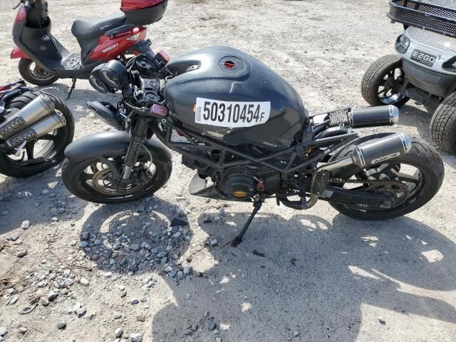 2007 Ducati Monster 695