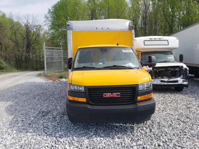 2022 GMC Savana Cutaway G3500