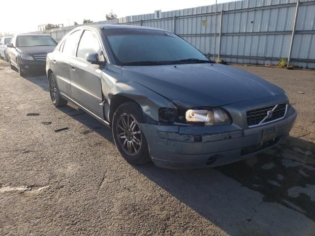 2004 Volvo S60