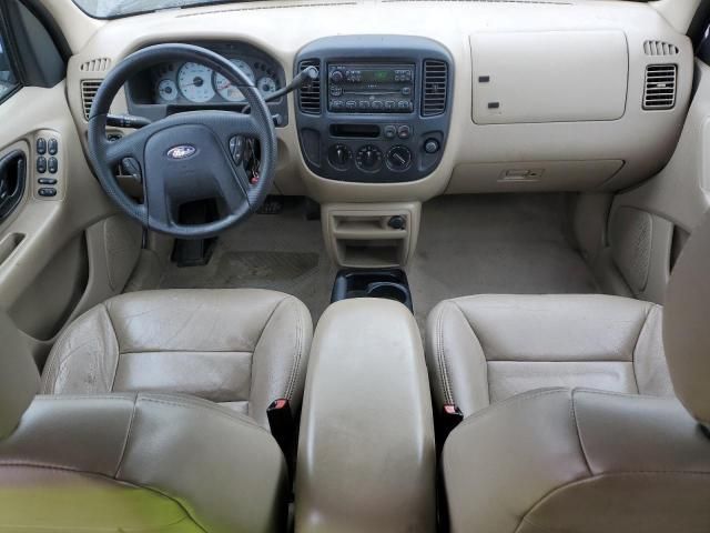 2004 Ford Escape XLS