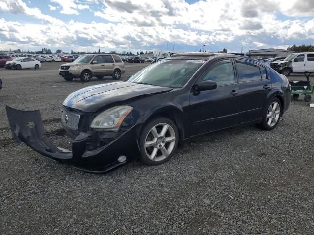 2004 Nissan Maxima SE