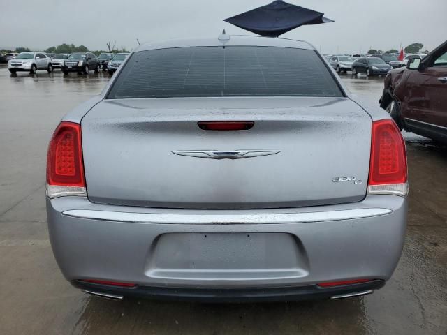 2016 Chrysler 300C