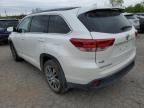 2017 Toyota Highlander SE