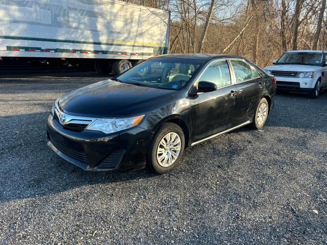 2014 Toyota Camry Hybrid