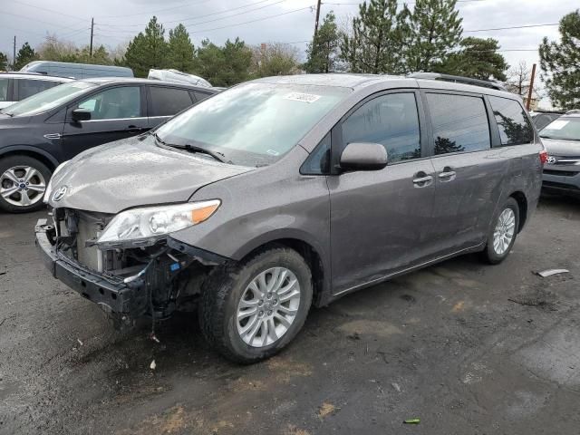 2015 Toyota Sienna XLE