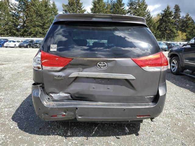 2011 Toyota Sienna XLE