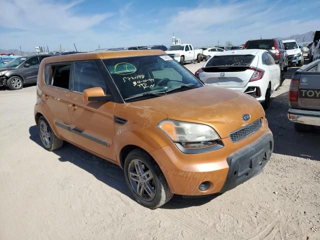 2011 KIA Soul +