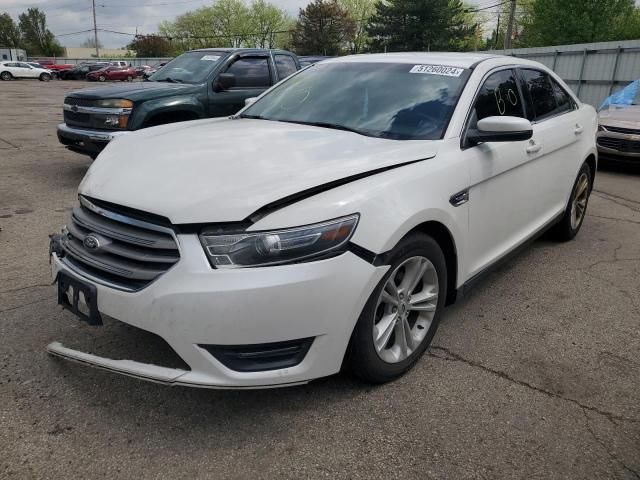 2015 Ford Taurus SEL