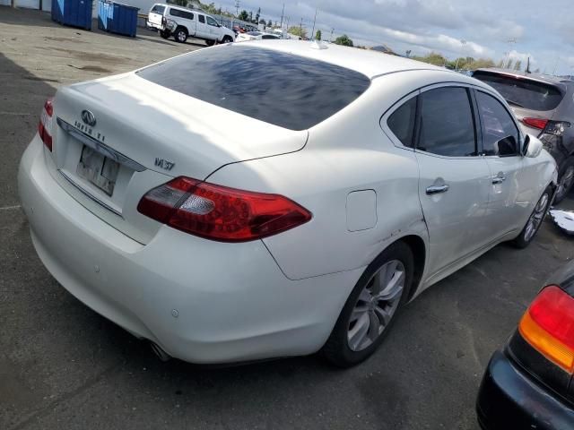 2011 Infiniti M37