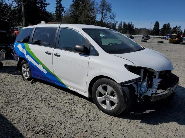 2018 Toyota Sienna L