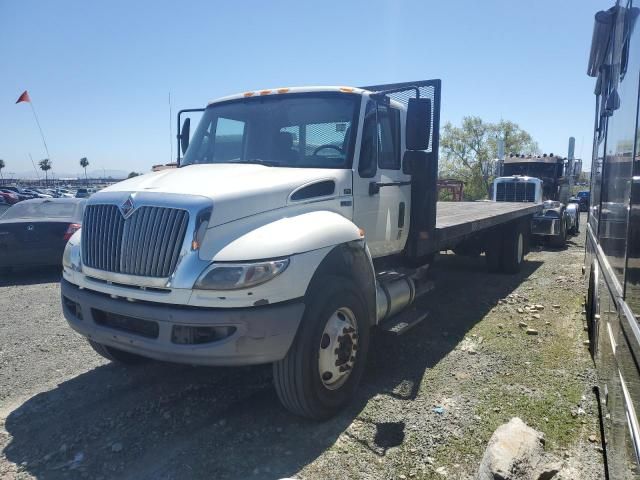 2013 International 4000 4400