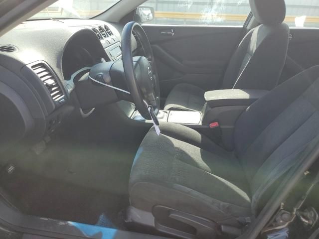 2010 Nissan Altima Base