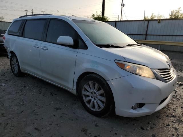 2012 Toyota Sienna XLE