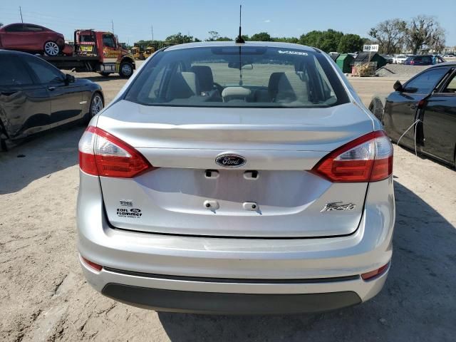 2016 Ford Fiesta SE