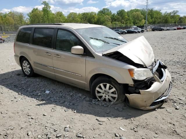 2014 Chrysler Town & Country Touring