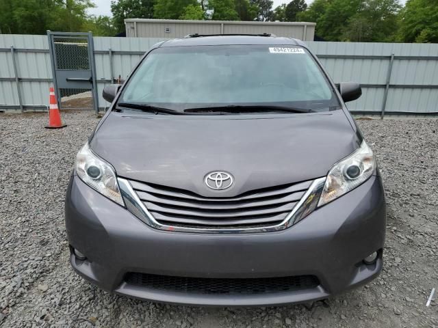 2015 Toyota Sienna XLE