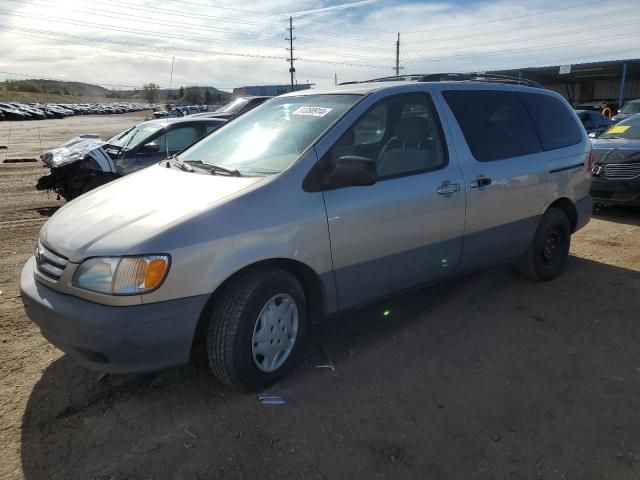 2003 Toyota Sienna CE