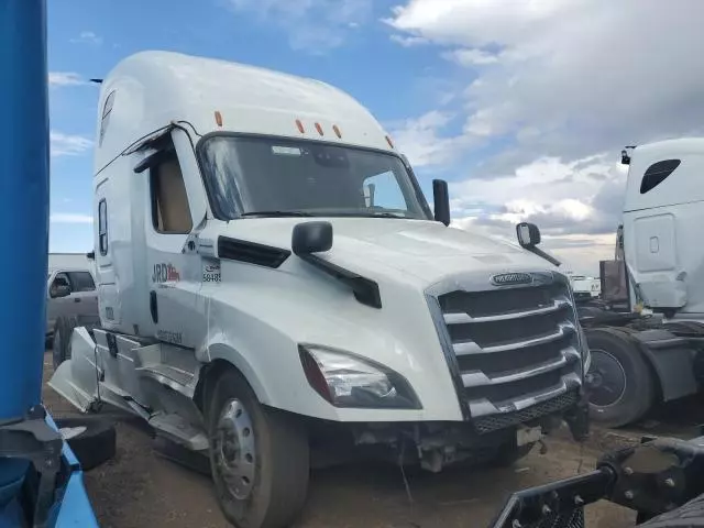 2022 Freightliner Cascadia 126