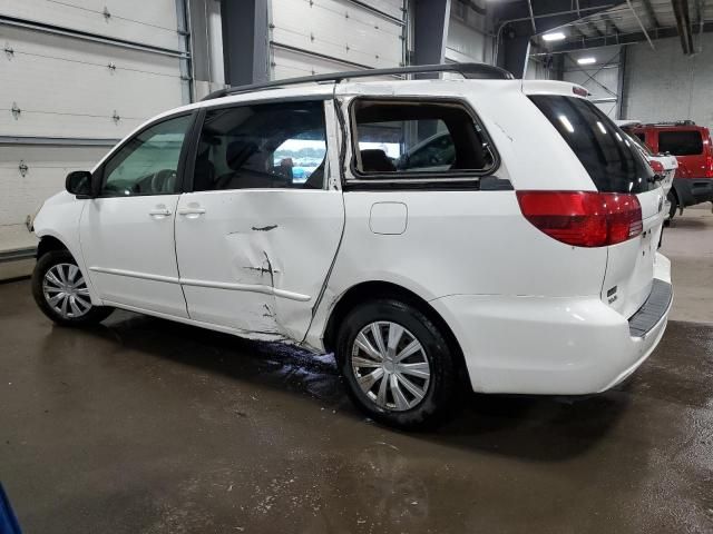 2005 Toyota Sienna CE