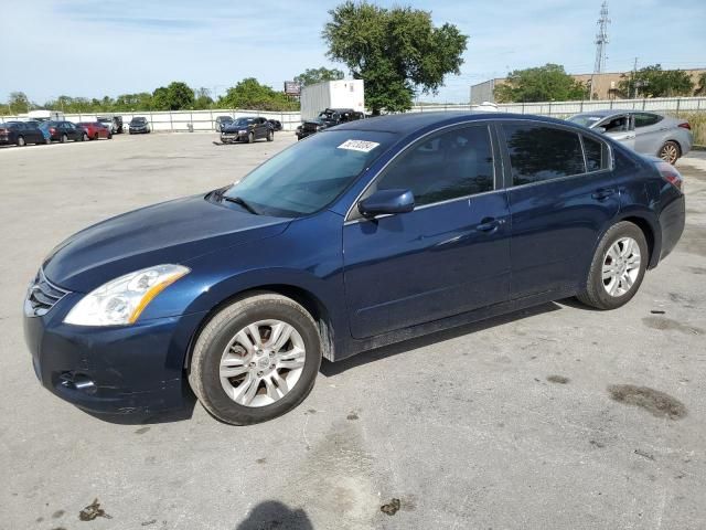 2010 Nissan Altima Base