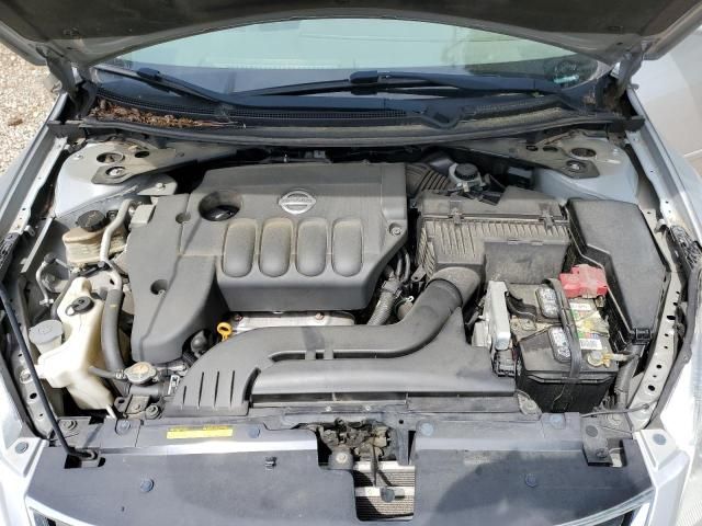 2010 Nissan Altima Base