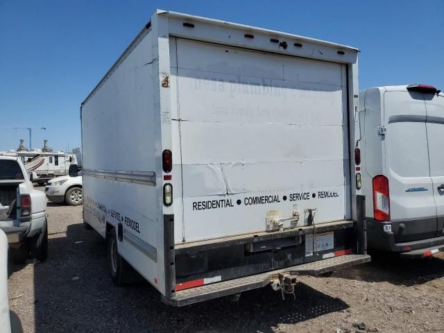 2010 Ford Econoline E350 Super Duty Cutaway Van