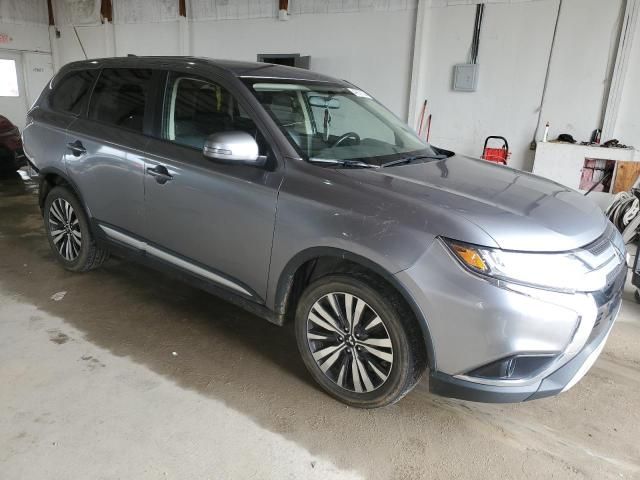 2019 Mitsubishi Outlander SE