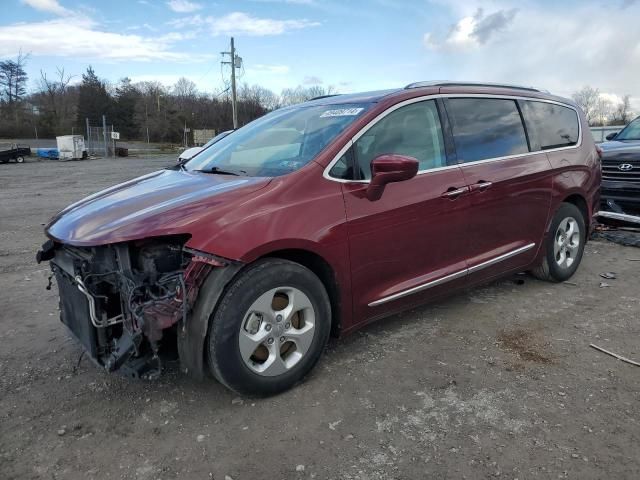 2017 Chrysler Pacifica Touring L Plus