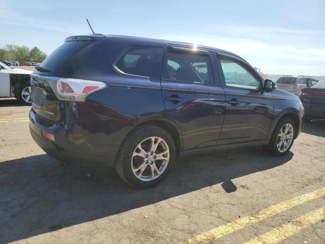 2014 Mitsubishi Outlander SE