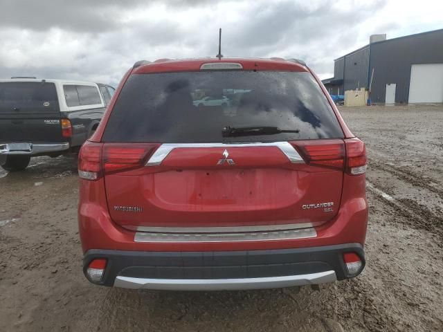 2016 Mitsubishi Outlander SE