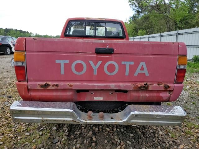 1987 Toyota Pickup RN63 STD