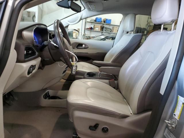 2017 Chrysler Pacifica Touring L Plus