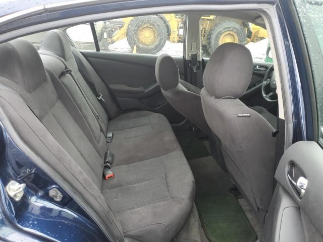 2011 Nissan Altima Base