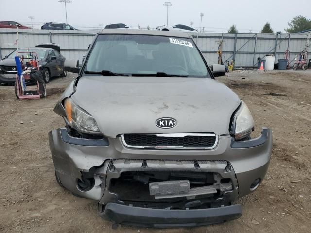 2010 KIA Soul +