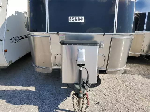 2016 Airstream Camper