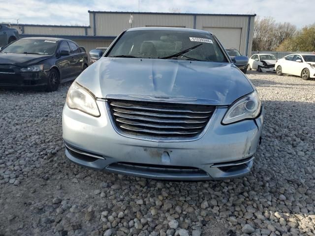 2013 Chrysler 200 Touring