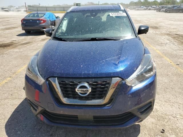 2020 Nissan Kicks SR