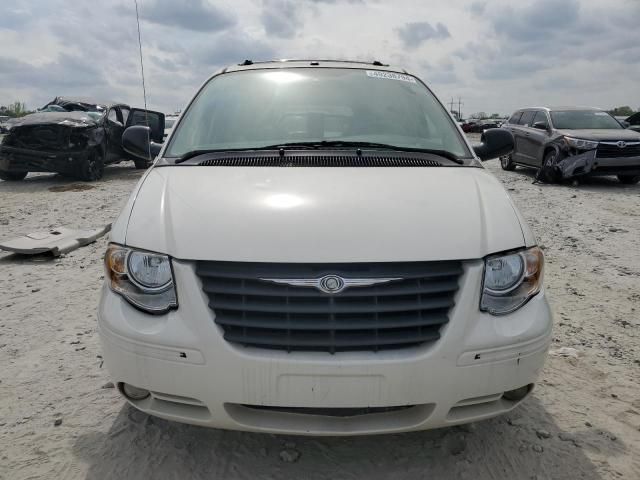 2006 Chrysler Town & Country Limited