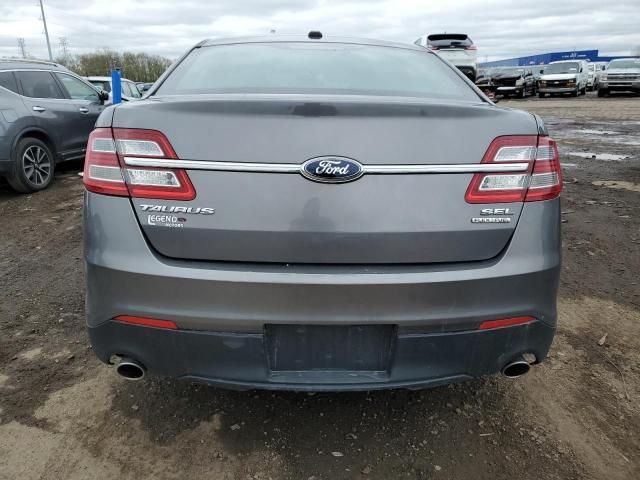 2013 Ford Taurus SEL