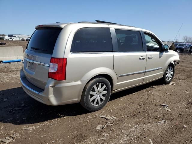 2013 Chrysler Town & Country Touring