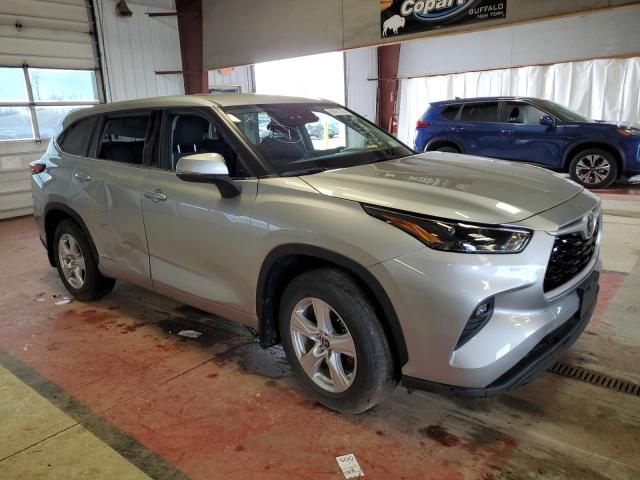 2022 Toyota Highlander L