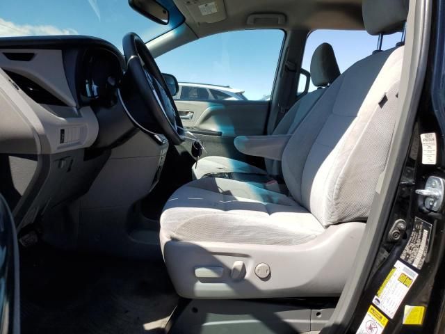 2015 Toyota Sienna LE