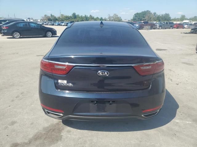 2017 KIA Cadenza Premium