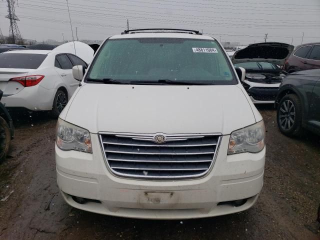 2010 Chrysler Town & Country Touring