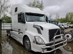 Salvage trucks for sale at Elgin, IL auction: 2015 Volvo VN VNL