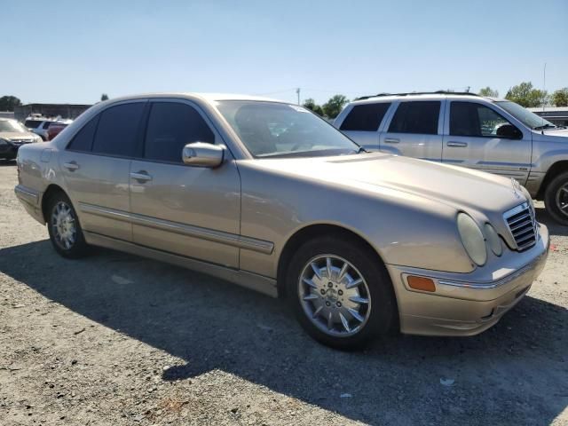 2000 Mercedes-Benz E 320