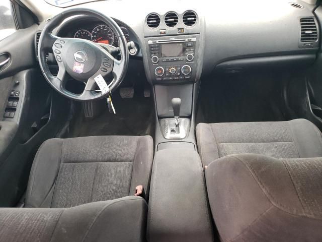 2010 Nissan Altima Base