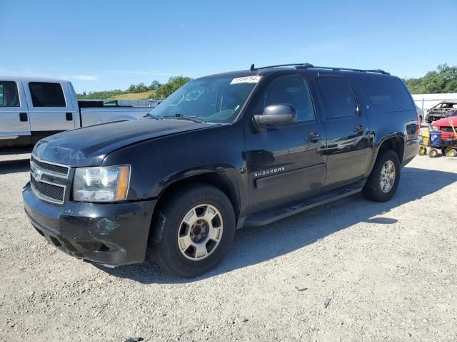 2014 Chevrolet Suburban C1500 LT