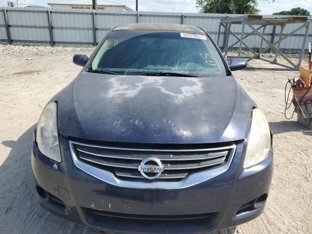 2010 Nissan Altima Base