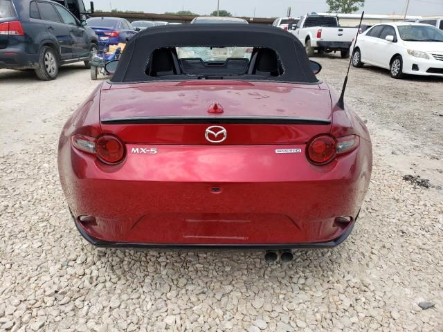 2023 Mazda MX-5 Miata Club